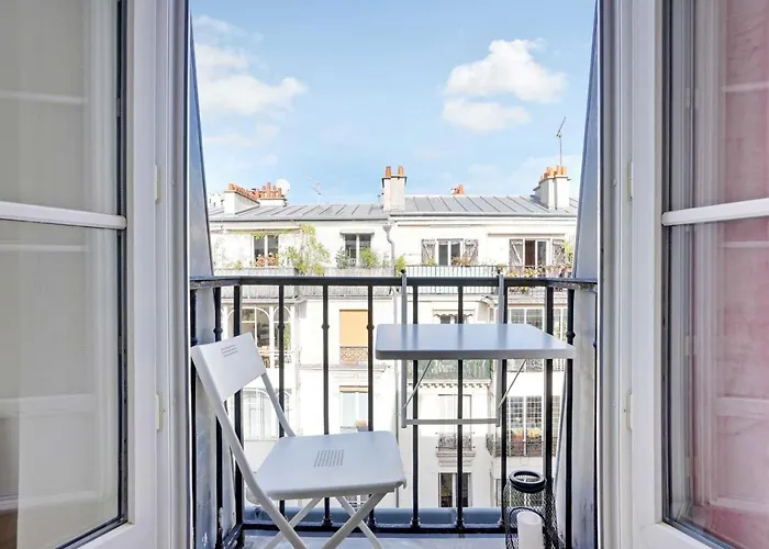 Modern Apartment - 2Br-4P - Sacre-Coeur